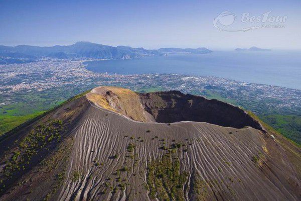 Khám phá núi lửa Vesuvius kì vĩ Khám phá núi lửa Vesuvius kì vĩ