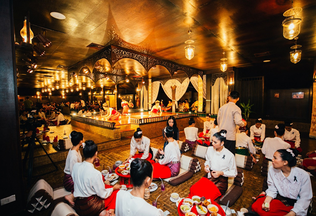 Bữa tối khantoke