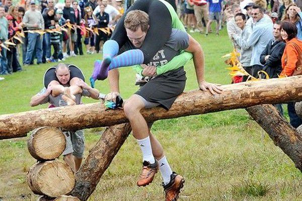 Độc đáo với lễ hội cõng vợ tại Phần Lan Độc đáo với lễ hội cõng vợ tại Phần Lan