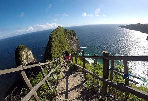 Lối xuống Kelingking-Beach