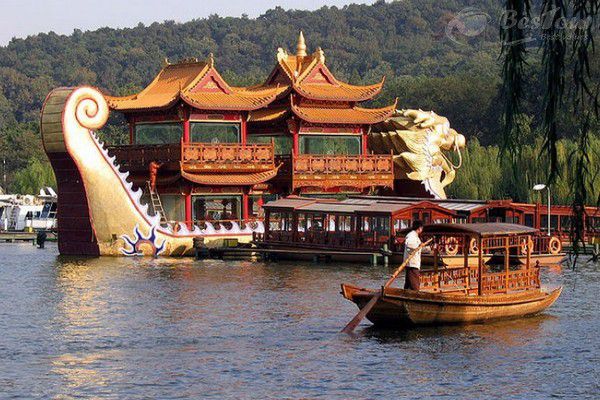 Nét đẹp cổ xưa của Phượng Hoàng cổ trấn Nét đẹp cổ xưa của Phượng Hoàng cổ trấn