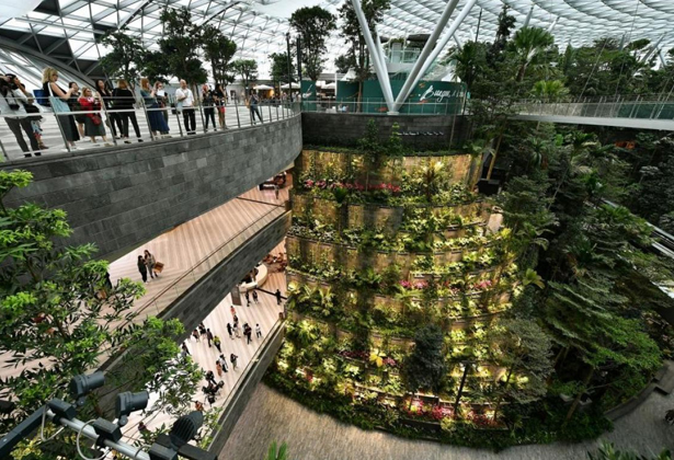 Lý Do Sân Bay Singapore Được Bình Chọn Là Sân Bay Tốt Nhất Thế Giới Lý Do Sân Bay Singapore Được Bình Chọn Là Sân Bay Tốt Nhất Thế Giới