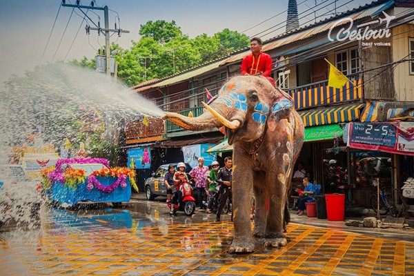 Lễ hội té nước Tết cổ truyền Thái Lan 2020 - Songkran Lễ hội té nước Tết cổ truyền Thái Lan 2020 - Songkran