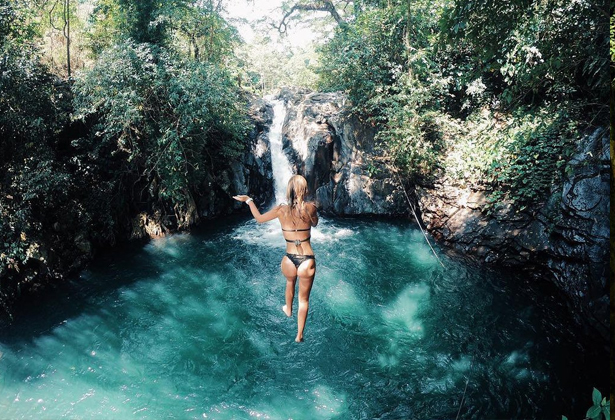 Thác nước ubud Bali