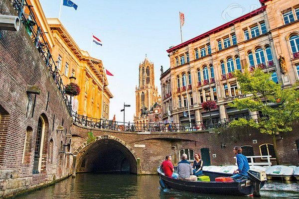 Ngẩn ngơ trước vẻ đẹp tựa tranh vẽ của thành phố Utrecht - Hà Lan Ngẩn ngơ trước vẻ đẹp tựa tranh vẽ của thành phố Utrecht - Hà Lan