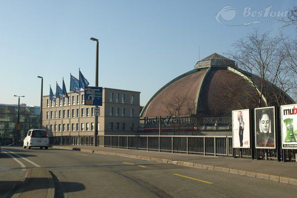 Thành phố Basel mê hoặc du khách với vẻ đẹp hiền hòa Thành phố Basel mê hoặc du khách với vẻ đẹp hiền hòa