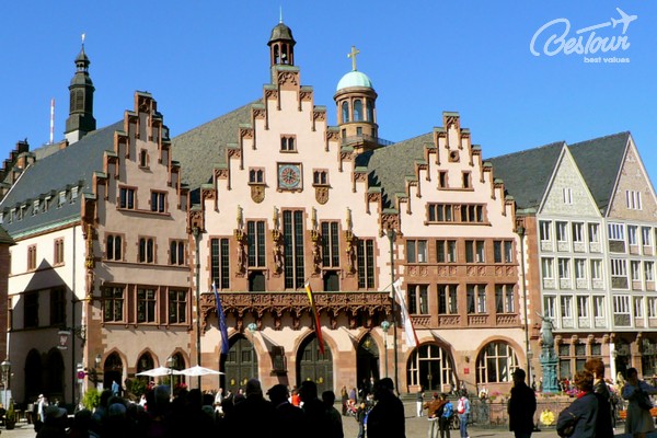 Tòa thị chính Frankfurt - nhân chứng quan trọng của lịch sử nước Đức Tòa thị chính Frankfurt - nhân chứng quan trọng của lịch sử nước Đức