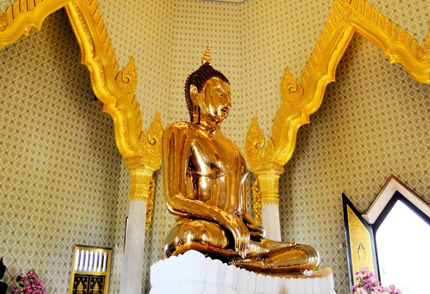 Tượng phật vàng