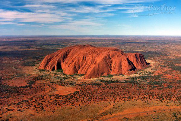 Khám phá những khối đá huyền thoại với vùng Uluru Khám phá những khối đá huyền thoại với vùng Uluru
